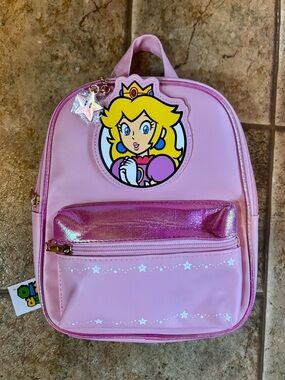 NWT Bioworld Nintendo Super Mario Princess Peach Mini Backpack